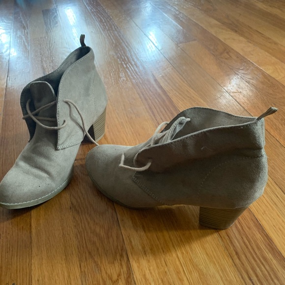 Tan Suede Booties, short heel - Picture 2 of 6